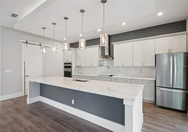 5th image of 200 E Grant St, Orlando, FL 32806 | MLS# O6410268