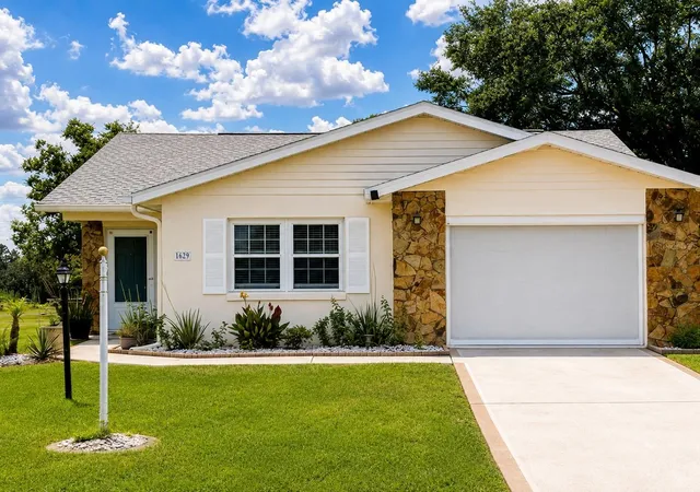 Photo 1 of Single family home for sale at 1629 Willow Run, Sebring, FL 33872 | MLS# O6410279 | Listing updated on 2026-08-26