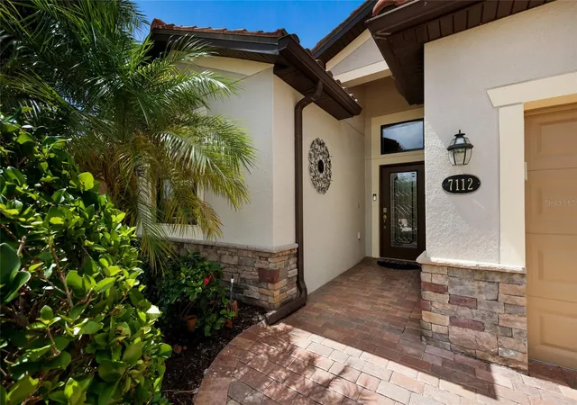 3rd image of 7112 Marsh View Ter, Bradenton, FL 34212 | MLS# A4694662