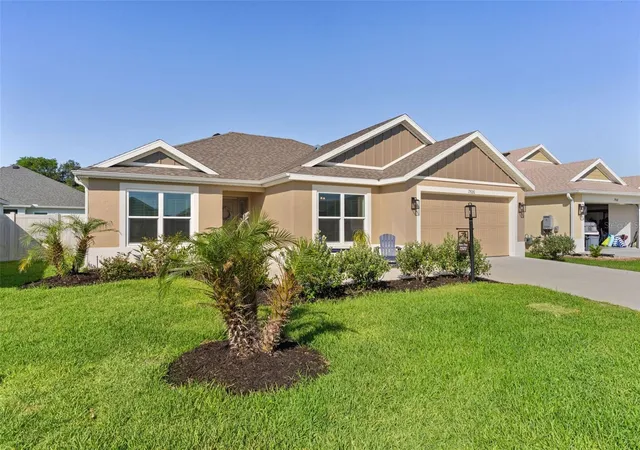 Photo 3 of Sale Pending at 7520 Far Hills Loop, The Villages, FL 34762 | MLS# G5112786 | Listing updated on 2026-10-03
