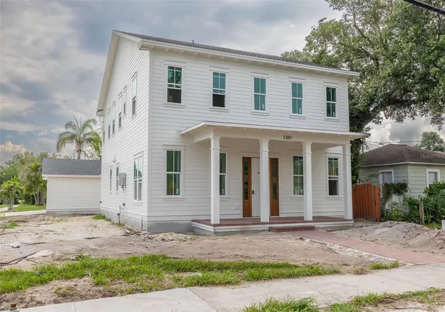 Photo 3 of Single family home for sale at 1341 28th Avenue N, Saint Petersburg, FL 33704 | MLS# TB8511610 | Listing updated on 2026-10-25