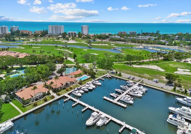 Homes for sale in Longboat Key, FL | 2600 Harbourside Dr #H06, Longboat Key, FL 34228 | MLS# A4694669