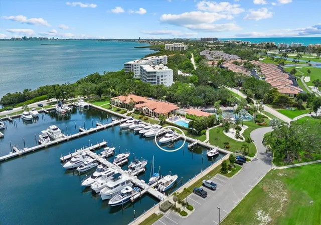 Homes for sale in Longboat Key, FL | 2600 Harbourside Dr #H06, Longboat Key, FL 34228 | MLS# A4694669