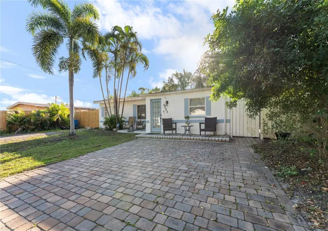 3rd image of 6205 65Th St N, Pinellas Park, FL 33781 | MLS# TB8511621