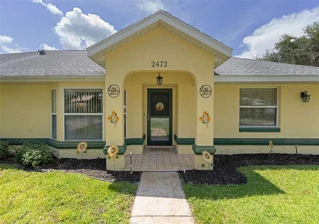 Homes for sale in Lake Panasoffkee, FL | 2472 Cr 447, Lake Panasoffkee, FL 33538 | MLS# G5112792