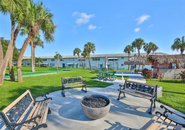 Homes for sale in St Petersburg, FL | 5357 81st Street, St Petersburg, FL 33709 | Houzeo