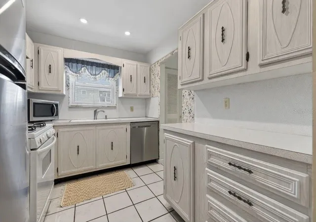 Photo 3 of Condo for sale at 5357 81st Street N #12, Saint Petersburg, FL 33709 | MLS# TB8511630 | Listing updated on 2026-07-07