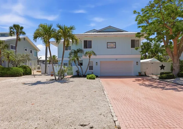 2nd image of 517 Kumquat Dr, Anna Maria, FL 34216 | MLS# A4694674