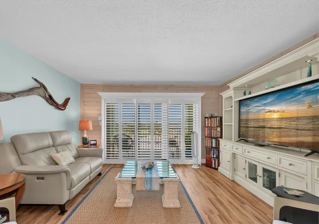Homes for sale in St. Pete Beach, FL | 420 64Th Ave, St. Pete Beach, FL 33706