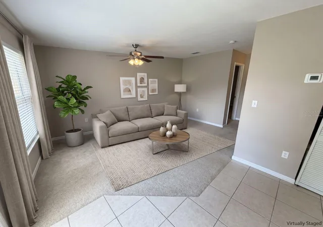 4th image of 5568 Grn Shadows Pl, ORLANDO, FL 32811
