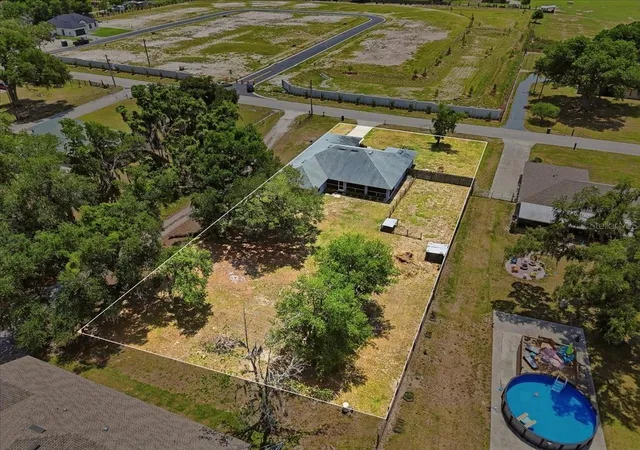 Photo 54 of Single family home for sale at 1233 Parker Rd, LAKELAND, FL 33811 | MLS# L4962153 | Listing updated on 2026-10-07