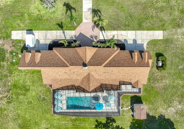 Photo 3 of Single family home for sale at 2300 Pine Meadows Pl, Chuluota, FL 32766 | MLS# O6410348 | Listing updated on 2026-10-06