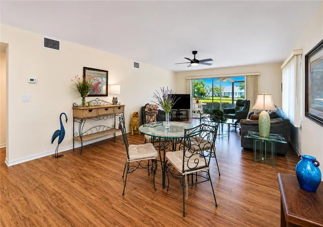 Photo 4 of Condo for sale at 4853 Independence Dr, Bradenton, FL 34210 | MLS# A4694686 | Listing updated on 2026-10-06
