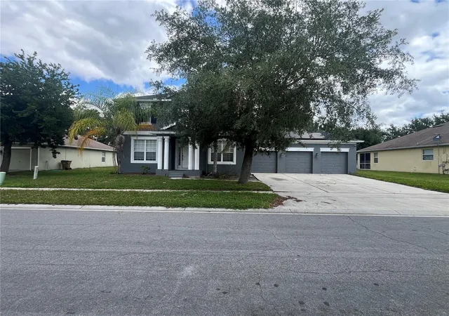 Photo 3 of Single family home for sale at 2981 Marshfield Preserve Way, Kissimmee, FL 34746 | MLS# O6410372 | Listing updated on 2026-08-26