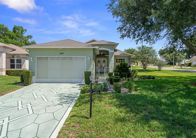 Photo 1 of Single family home for sale at 7483 Bridgewater Ln, Spring Hill, FL 34606 | MLS# W7886034 | Listing updated on 2026-09-17
