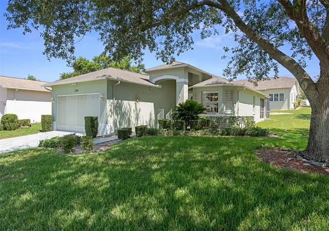 Photo 2 of Single family home for sale at 7483 Bridgewater Ln, Spring Hill, FL 34606 | MLS# W7886034 | Listing updated on 2026-09-17