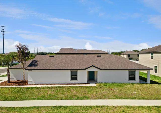 3rd image of 6535 Baikal Pl, Lakeland, FL 33805 | MLS# O6410382