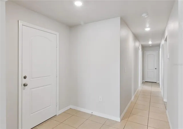 4th image of 6535 Baikal Pl, Lakeland, FL 33805 | MLS# O6410382