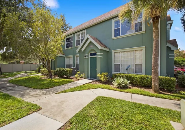 Photo 3 of Condo for sale at 10562 Windsor Lake Ct #10562, Tampa, FL 33626 | MLS# TB8511715 | Listing updated on 2026-10-06