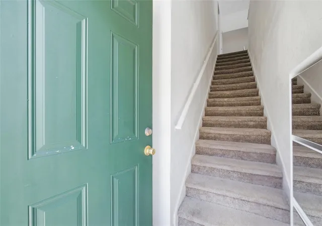 Photo 4 of Condo for sale at 10562 Windsor Lake Ct #10562, Tampa, FL 33626 | MLS# TB8511715 | Listing updated on 2026-10-06
