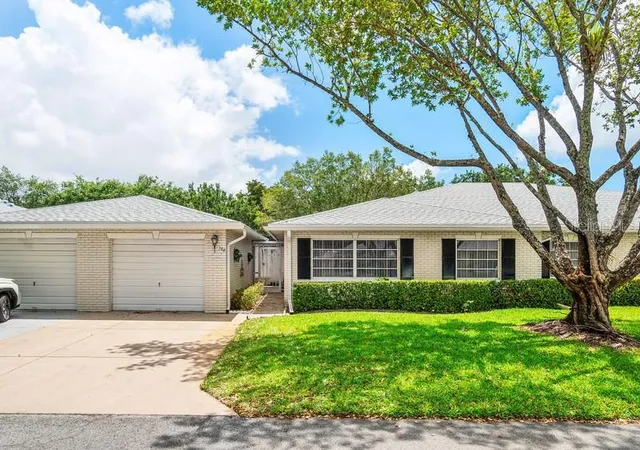 Photo 3 of Condo for sale at 10116 S 44th Avenue #328, Boynton Beach, FL 33436 | MLS# O6410388 | Listing updated on 2026-09-26