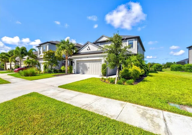 Photo 3 of Single family home for sale at 8363 Velda Trl, Sarasota, FL 34241 | MLS# A4694698 | Listing updated on 2026-09-16