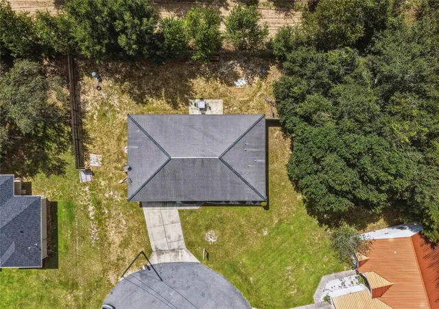 Photo 3 of Single family home for sale at 20 Pecan Crse Way, Ocala, FL 34472 | MLS# V4949260 | Listing updated on 2026-09-22