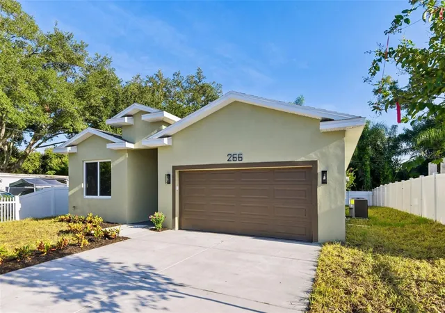 Photo 3 of Single family home for sale at 266 Platon Ave, Dunedin, FL 34698 | MLS# TB8511753 | Listing updated on 2026-10-08