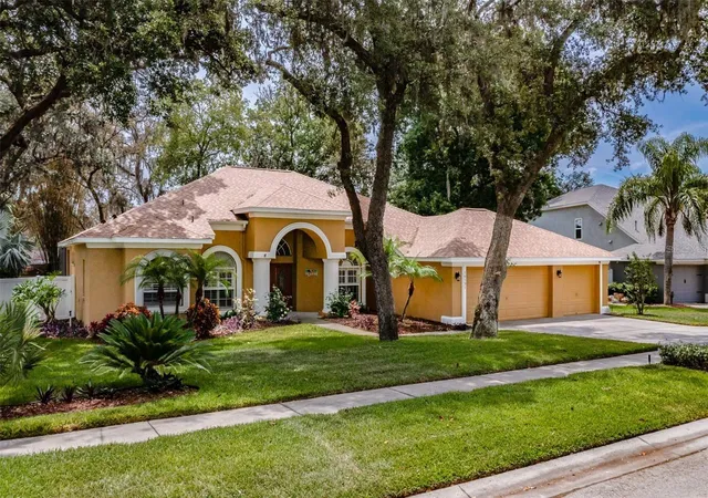 Single family home for sale at 10131 Paddock Oaks Dr, RIVERVIEW, FL 33569 | MLS# TB8511759