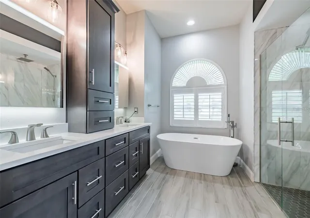 Photo 3 of Single family home for sale at 10131 Paddock Oaks Dr, Riverview, FL 33569 | MLS# TB8511759 | Listing updated on 2026-10-21