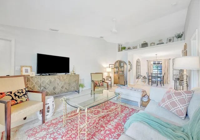 Photo 3 of Single family home for sale at 5872 Pauma Ct, Sarasota, FL 34232 | MLS# A4694714 | Listing updated on 2026-10-02