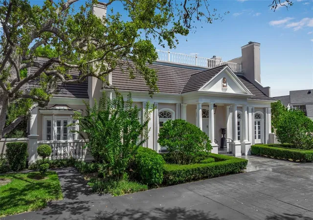 1st image of 101 Osprey Point Dr, Osprey, FL 34229 | MLS# A4694716