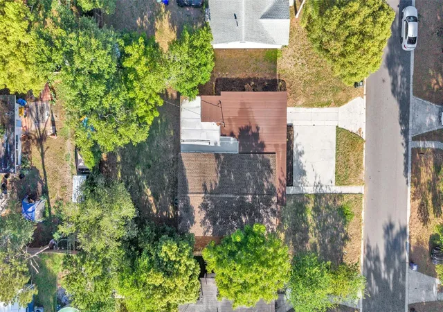 Photo 4 of Single family home for sale at 1615 Skinner St, Lakeland, FL 33801 | MLS# L4962169 | Listing updated on 2026-09-15