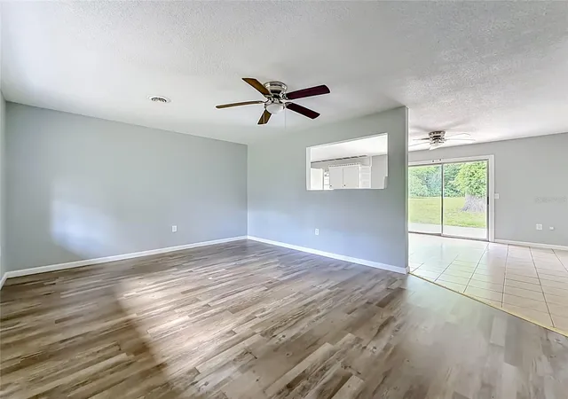 3rd image of 3309 Ne 16Th Ave, Ocala, FL 34479 | MLS# OM725291