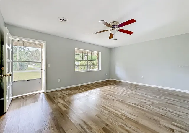 4th image of 3309 Ne 16Th Ave, Ocala, FL 34479 | MLS# OM725291