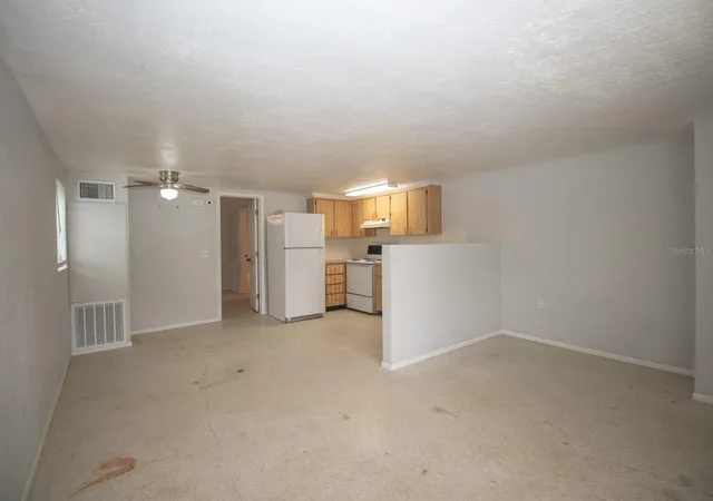 Photo 2 of Multi family home for sale at 5615 Van Doren Ave, New Port Richey, FL 34652 | MLS# W7886047 | Listing updated on 2026-09-15