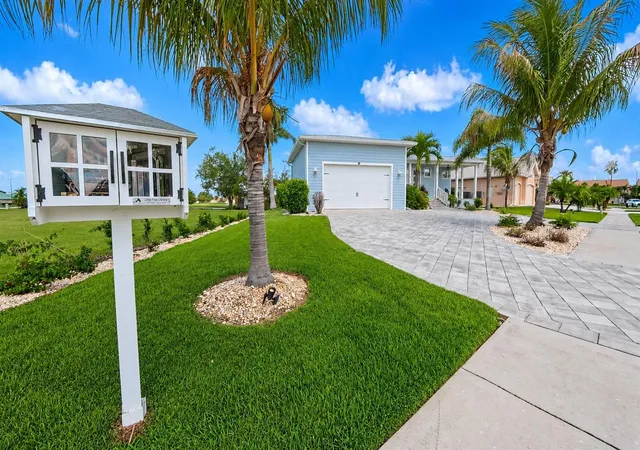 Homes for sale in Punta Gorda, FL | 3845 Bal Harbor Blvd, Punta Gorda, FL 33950 | MLS# C7526533