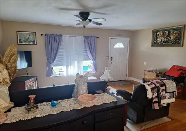 Photo 3 of Single family home for sale at 402 Cicero St NW, Port Charlotte, FL 33948 | MLS# W7886050 | Listing updated on 2026-09-23