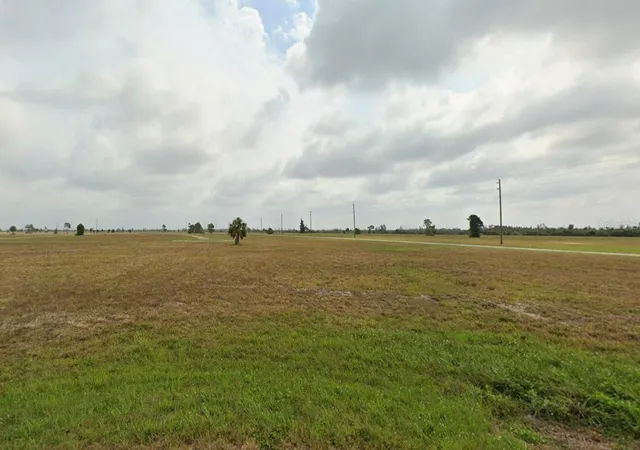 Photo 1 of Land for sale at 17 Coleus Ct, Placida, FL 33946 | MLS# O6410506 | Listing updated on 2026-10-21