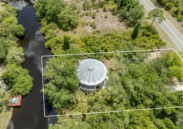 Photo 3 of Single family home for sale at 11883 De Leon Dr, North Port, FL 34287 | MLS# N6144462 | Listing updated on 2026-05-27