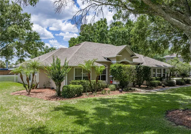 5th image of 2553 Partridge Dr, Winter Haven, FL 33884 | MLS# P4938801