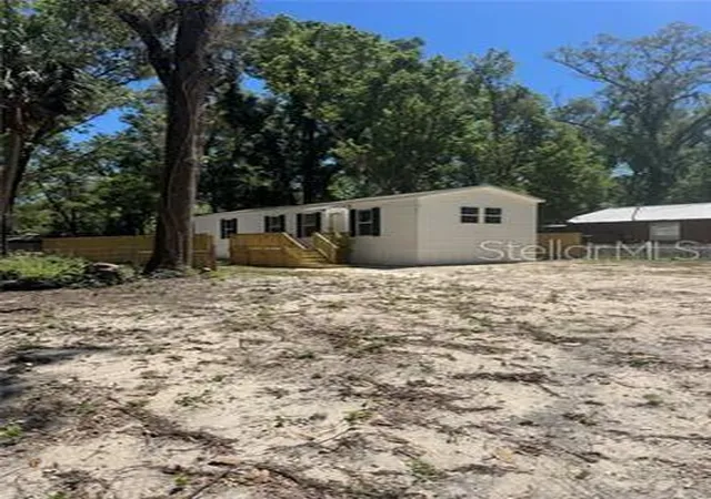 Homes for sale in Trenton, FL | 8630 Sw 82Nd Ter, Trenton, FL 32693 | MLS# GC540588