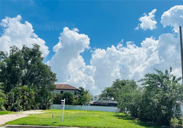 Photo 3 of Land for sale at 523 W Davis Blvd, Tampa, FL 33606 | MLS# TB8511876 | Listing updated on 2026-09-28