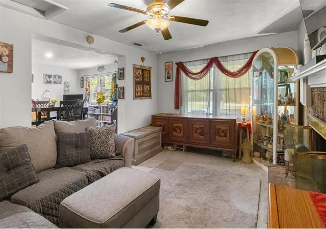 2nd image of 1529 Nw 143rd St, Gainesville, FL 32606 | MLS# GC540596