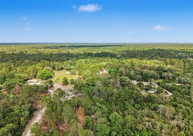 41st image of 44216 Lake Mack Dr, Deland, FL 32720 | MLS# O6410551