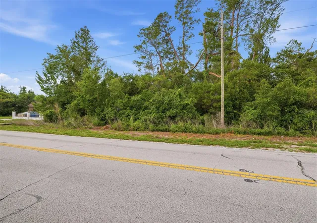 4th image of 6011 Freeport Dr, Spring Hill, FL 34606 | MLS# TB8511913