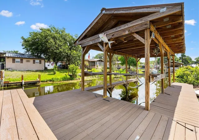 Photo 3 of Single family home for sale at 12107 Eagle Point Ct, Leesburg, FL 34788 | MLS# G5112831 | Listing updated on 2026-10-08