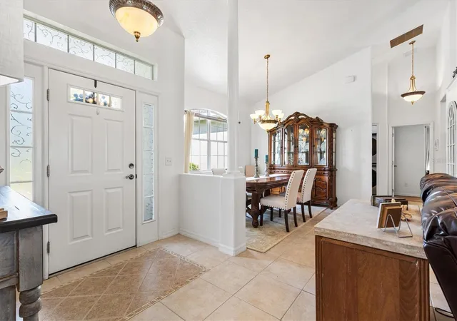 3rd image of 12107 Eagle Point Ct, Leesburg, FL 34788 | MLS# G5112831