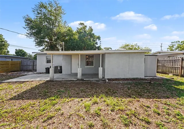 Homes for sale in Pinellas Park, FL | 7062 47th St N, Pinellas Park, FL 33781 | MLS# O6410557