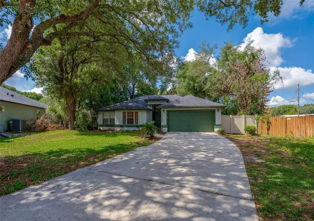 1st image of 203 Live Oak Ct, Lake Mary, FL 32746 | MLS# V4949263